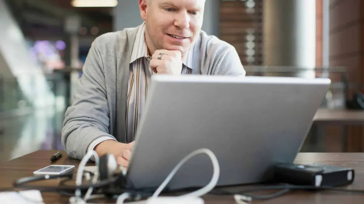 2. THE CONVERSION PATH CLICK-TO-CALL, ONLINE BOOKING, MISSED-CALL TEXT-BACK